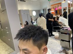 -川和潮人漂色·烫染·接发