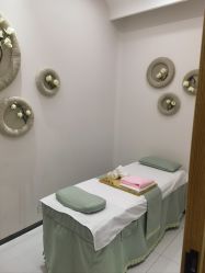 -芳朵美容养生SPA