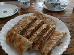 -溢心园香河肉饼总店