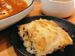 老通城三鲜豆皮-莲餐厅·湖北菜·藕汤是头牌(愚园路店)