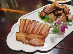 烟熏排骨拼腊肠-陈麻婆豆腐总店