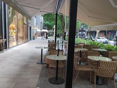 -VERIE BAKEHOUSE