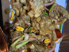 -虾弄弄海派小龙虾·牛羊蝎子火锅