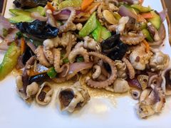 -宾朋海鲜饭庄(兴海路店)