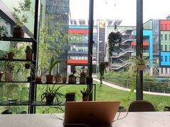 靠窗位-山下C5cafe(惠通时代广场店)
