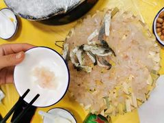 -官塘陈记鱼生·潮汕砂锅粥·牛肉火锅(潮枫路总店)