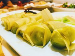 叶儿粑-龙抄手(春熙路总店)