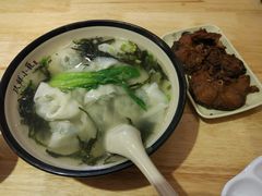 -玖鲜小笼(中山广场店)