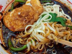 -叶伟胡辣壳面(两路口店)