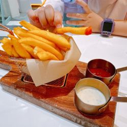 -奈尔宝家庭中心·亲子餐厅(华采天地店)