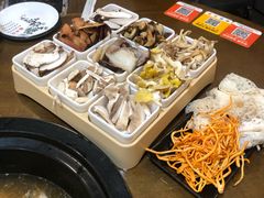 -菌乡缘·野生菌蒸汽鱼火锅(江边夜市店)