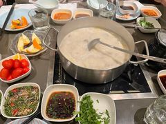 -捞王锅物料理(上海世茂广场店)