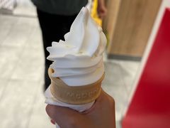 -麦当劳(展览路店)