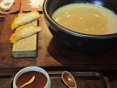 -银米·云南传统过桥米线(双廊黑金冠店)