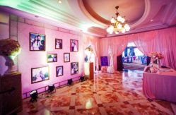 -花轿喜屋婚礼策划