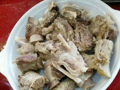 -老石黑山羊毛驴肉火锅(金凯广场店)