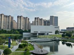 -李自健美术馆