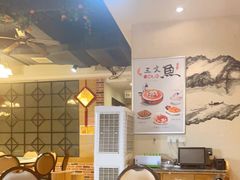 大堂-醉美东江·三文鱼