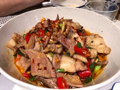 -老湖南民间菜·牛肉十八炒(花都店)
