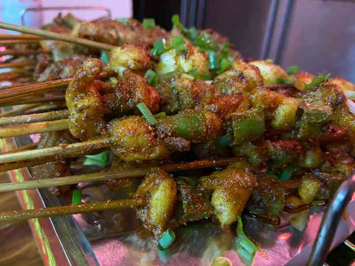 这家烧烤没次成都回江油必须去吃,真的性价比超级,味道不错 老板人