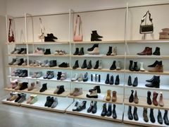 -hotwind热风(世纪东方广场店)