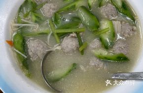 Fresh Mushroom and Loofah with Meatballs