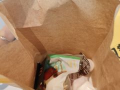 -麦当劳(深圳北站B2检票口楼上)