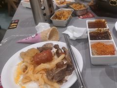 -山焱·炭火自助烤肉(周浦万达店)