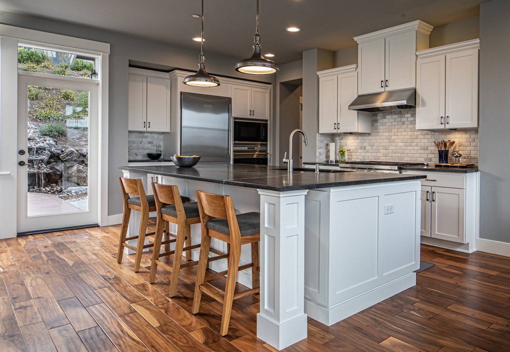 美式开放式厨房,更大的岛台,更便捷的操作空间