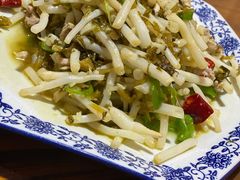 太湖芦苇根炒肉丝-呼吸森林·生态农庄农家乐私房菜