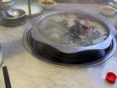 -光头药膳鸡(莱茵小镇店)