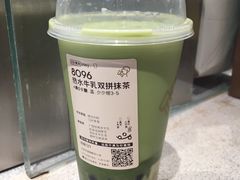 热水牛乳双拼抹茶-喜茶(北京华贸购物中心店)