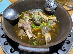 -茸梅路右拐龙虾-农家菜(松江店)
