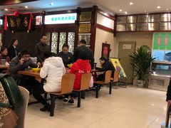 等位区-龙抄手(春熙路总店)