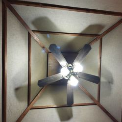 -蕾蕾美颜美容美体