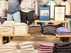 -Hollister(天环广场店)