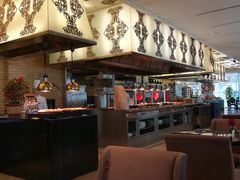 -圣丰索菲特·2 On 988 Café 自助餐厅