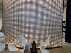 -涨巢·潮玩水疗局