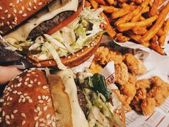 -The Habit Burger Grill 哈比特汉堡(爱琴海店)