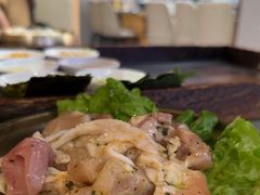 -围炉肉舍•炭烤活鳗•丹东海鲜烤肉(步行街店)