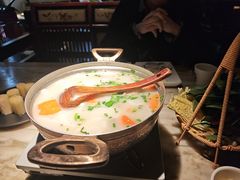 -吴越荣记苏州菜·松鼠桂鱼 100% 活鱼现做(月光码头店)
