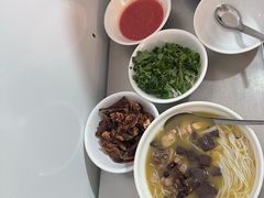 -文山荷鲜居(翠湖店)