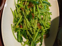 -荷栖小院·品质江西菜(红谷滩店)