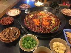 -周幺妹重庆老火锅(银泰城总店)