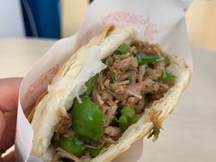 五花肉夹馍-正宗陕西肉夹馍(红荔店)