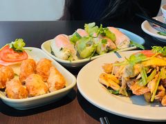 -大头虾越式风味餐厅(光明广场店)