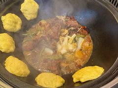 -哈尔滨烧烤·山河村铁锅炖(交大店)