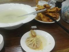 -老长江路灌汤包(天津路总店)