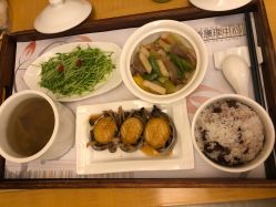 -莉泽月子中心(鹅潭汇店)