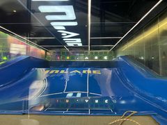 -INLANG饮浪室内冲浪(苏河湾万象天地店)